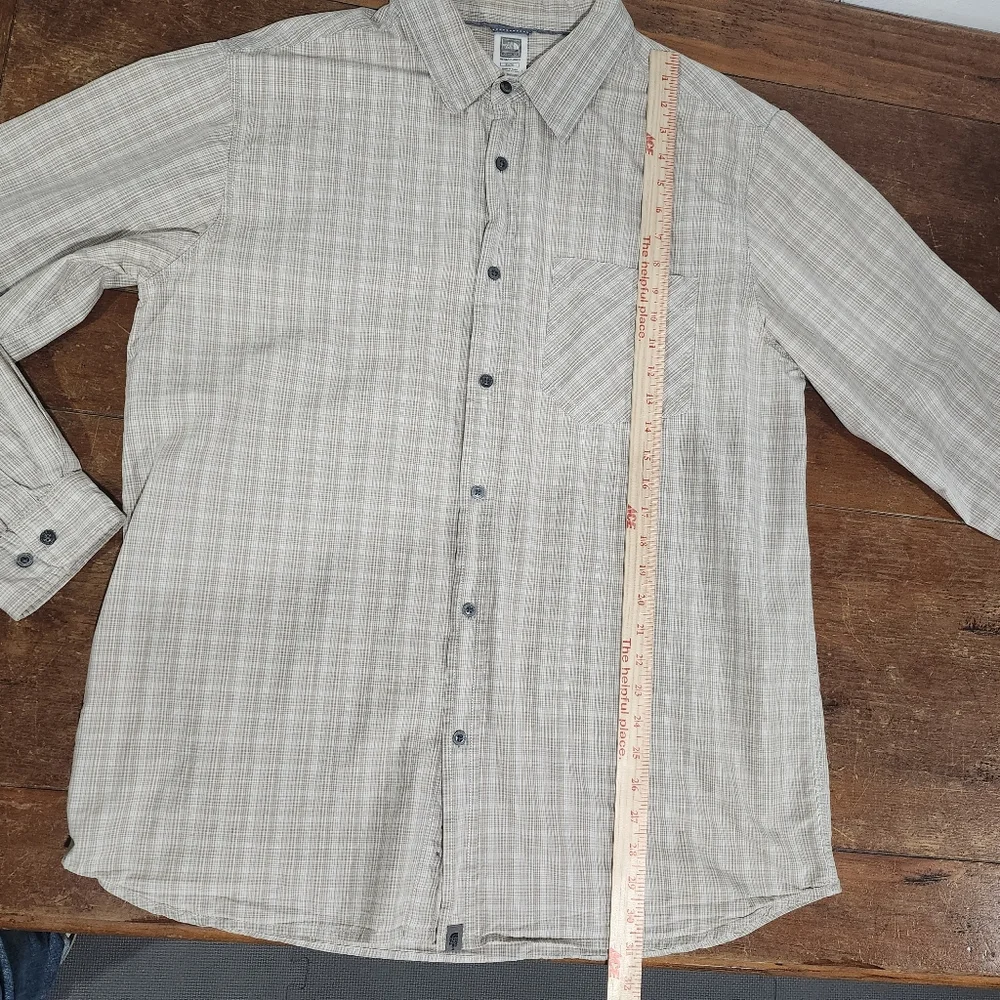 North Face Men's Light‎ Brown and Off White Plaid Button-Up Shirt Size XL